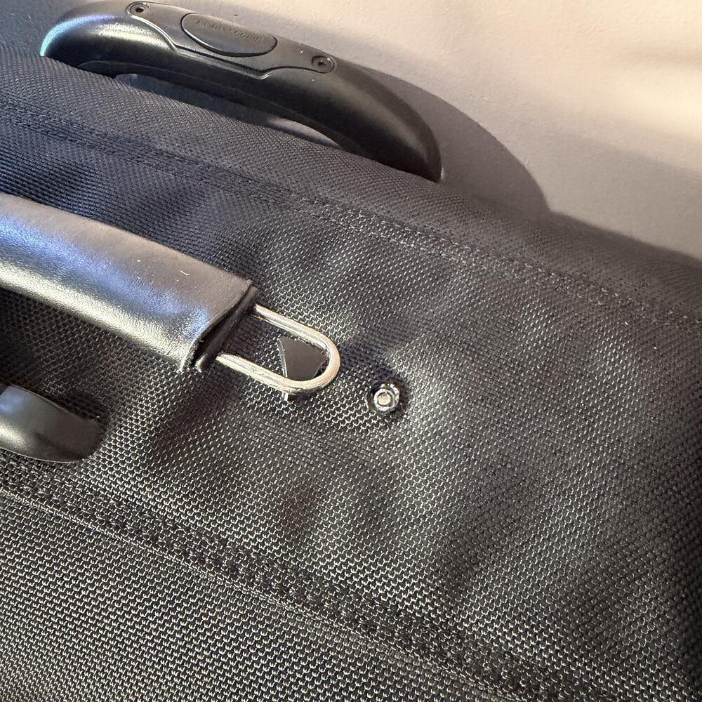 BRIGGS & RILEY ‘Baseline’ Black Nylon Deluxe 2-Wheeled Garment Bag - Picture 11 of 11